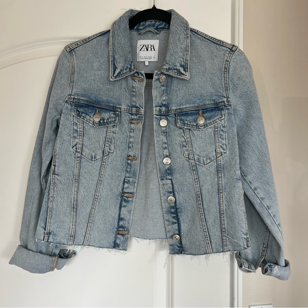 Zara Cropped Raw Hem Denim Jacket